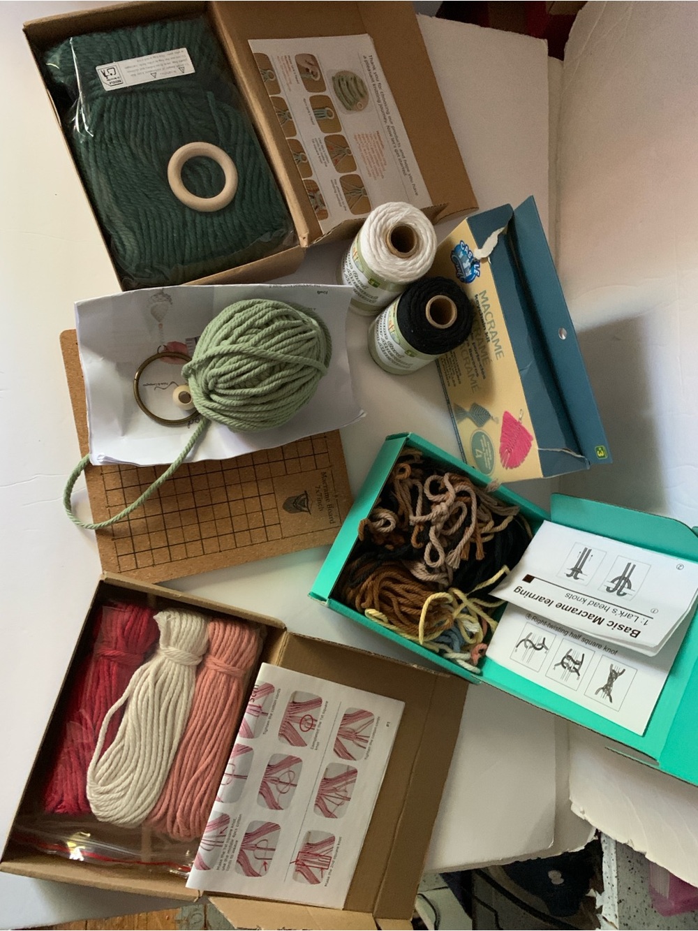 Mixed Macramé & Yarn Craft Kit Bundle